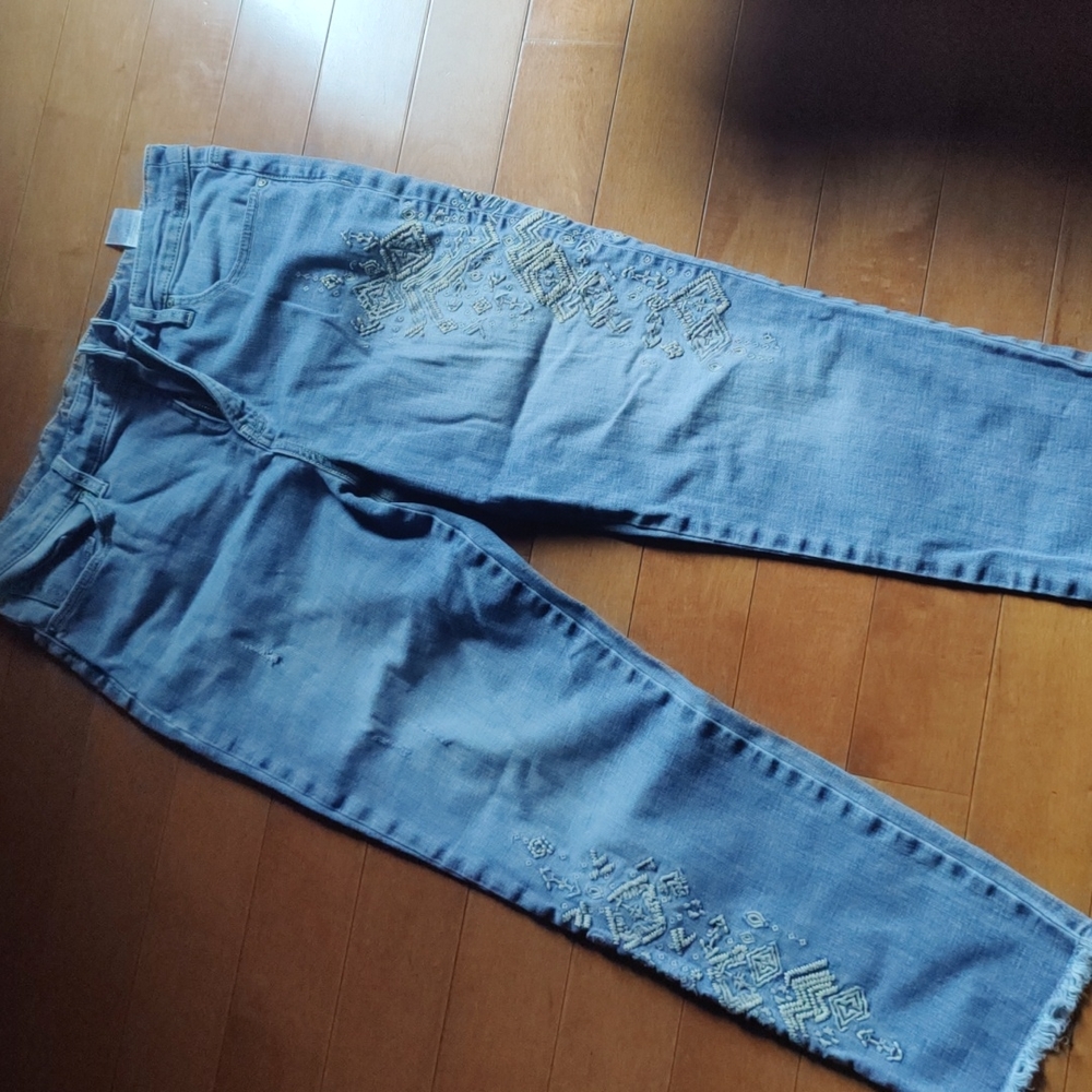 jeans
